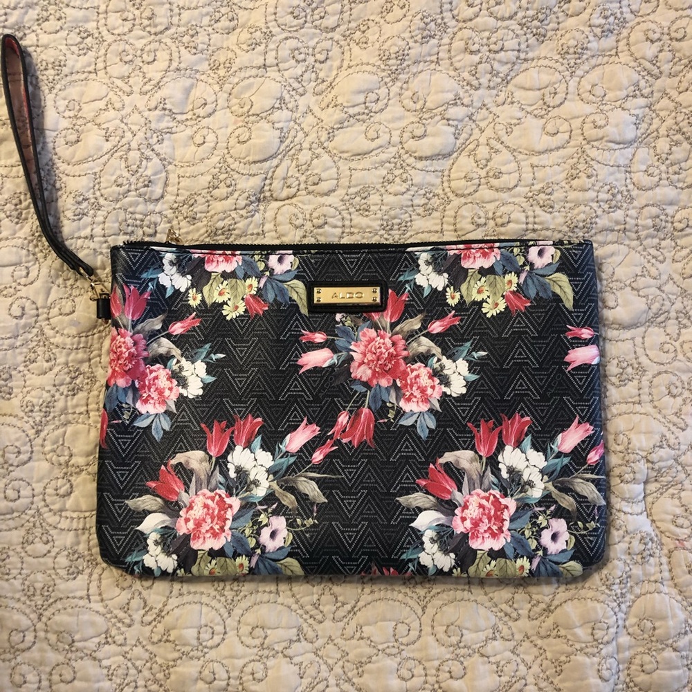 Floral clutch